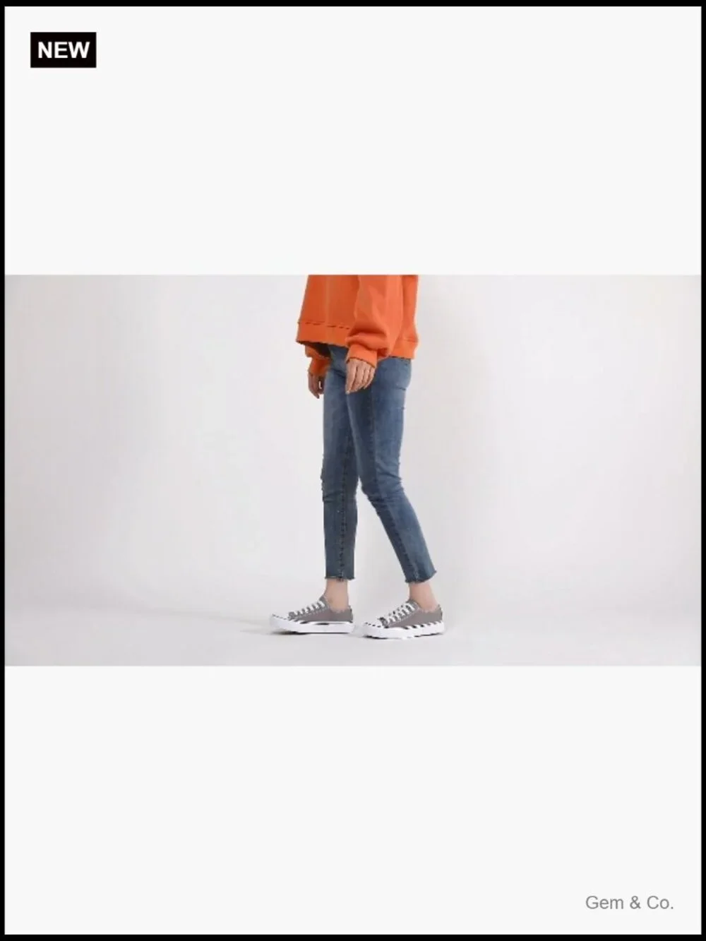 Low Top Canvas Sneakers Lace Up Fashion Comfortable Walking Shoes
